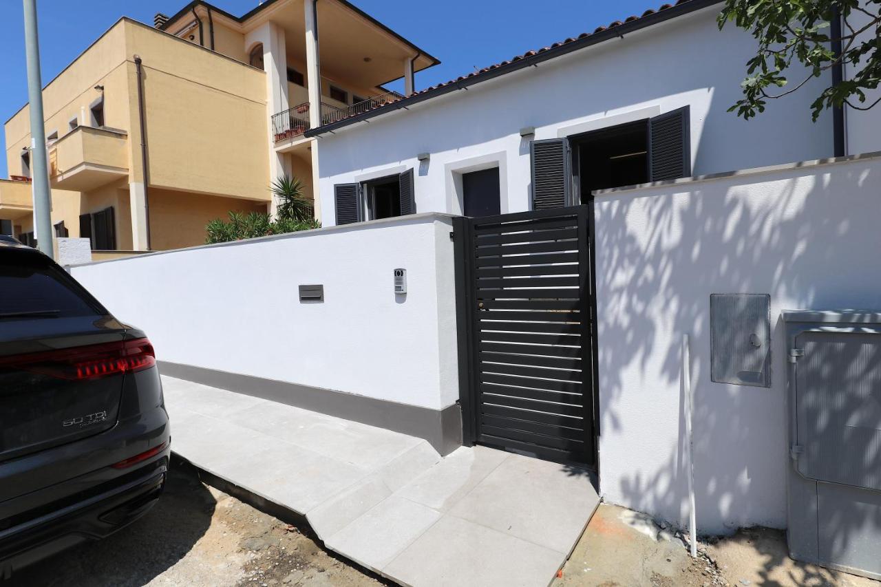 Renovated & Fully Equipped-luxurious-2room Fontana Suite, It Just Doesn't Get Any Better! * Olbia