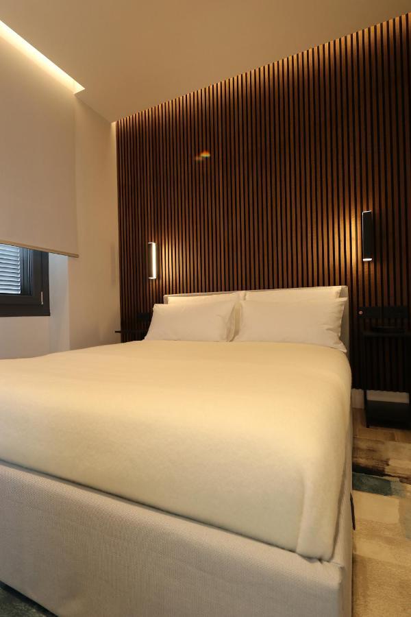 Renovated & Fully Equipped-luxurious-2room Fontana Suite, It Just Doesn't Get Any Better! Appartement